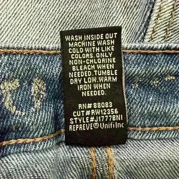 Rewash Brand Jeans High Rise Distressed Raw Hem Stone Wash Wide Leg Size 9 - Picture 5 of 7